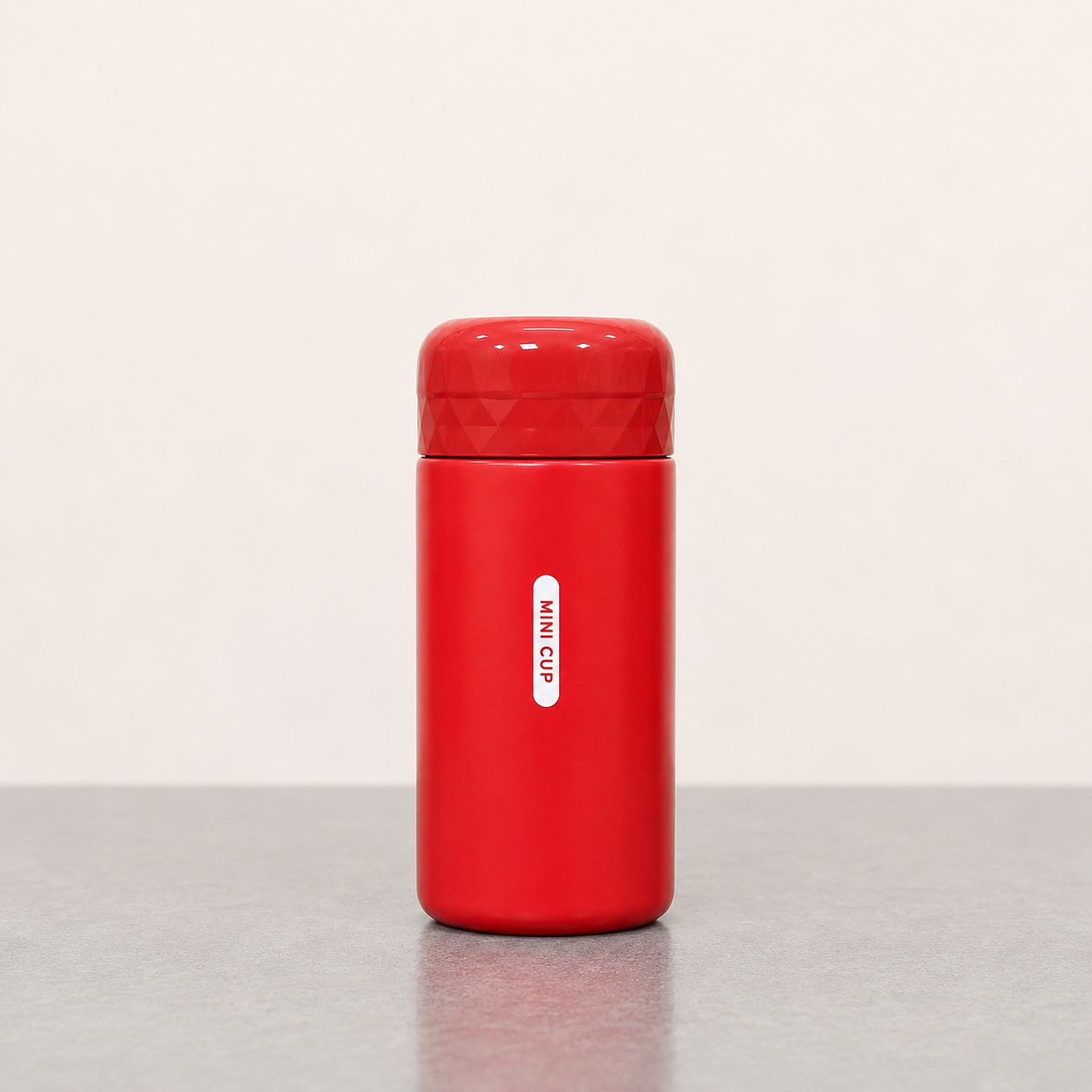 تراول ماگ مینی mini cup ( مینی کاپ ) حجم ۱۰۰ میلی لیتری درب پیچی صافی دار